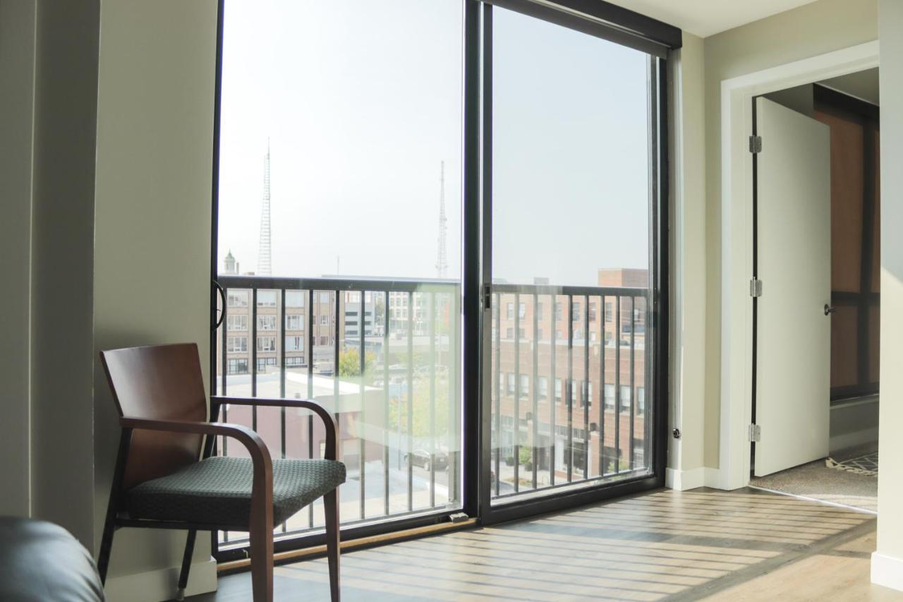 Sleepover Premier Downtown Apartment Des Moines