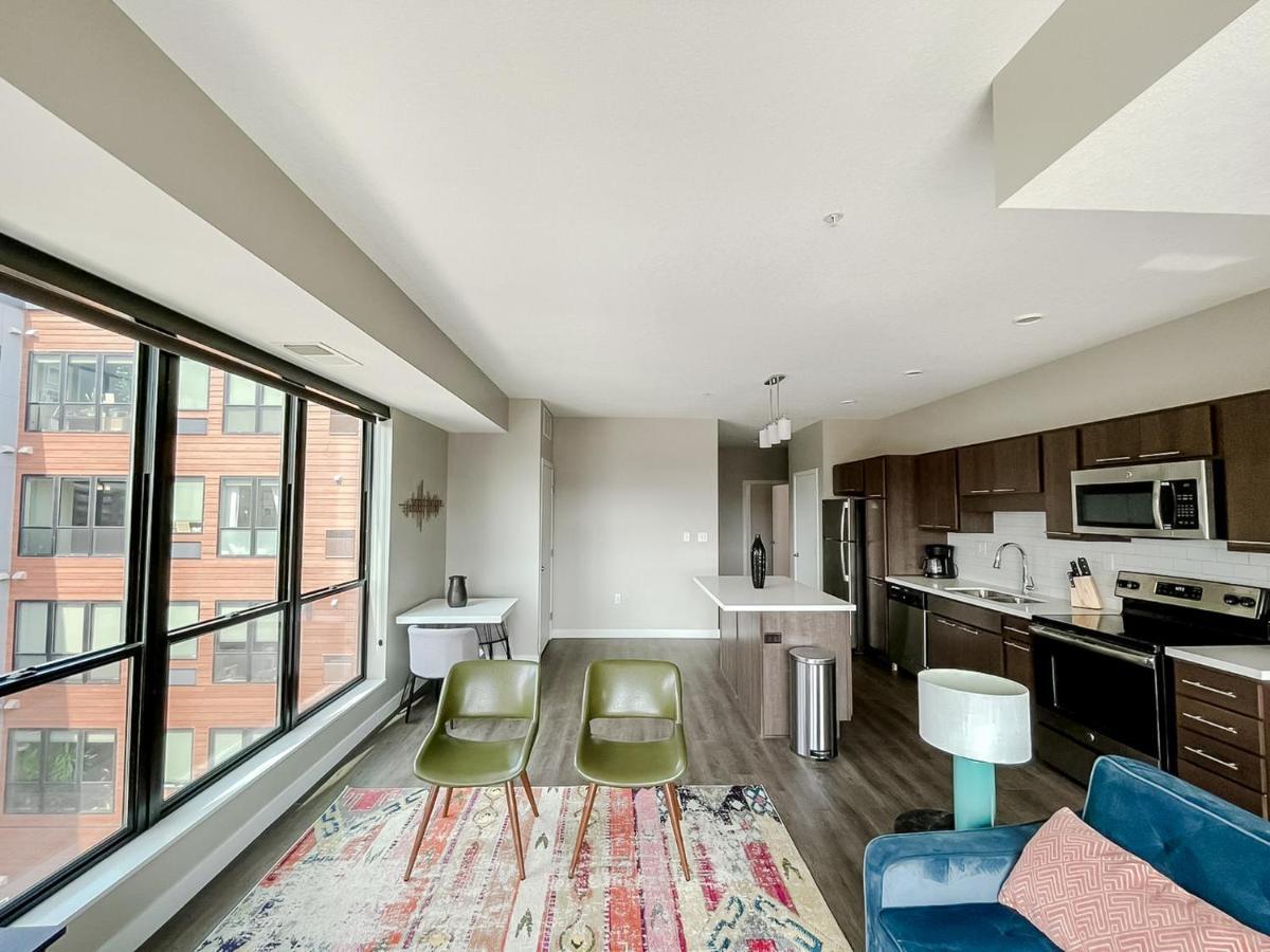 Sleepover Premier Downtown Apartment Des Moines